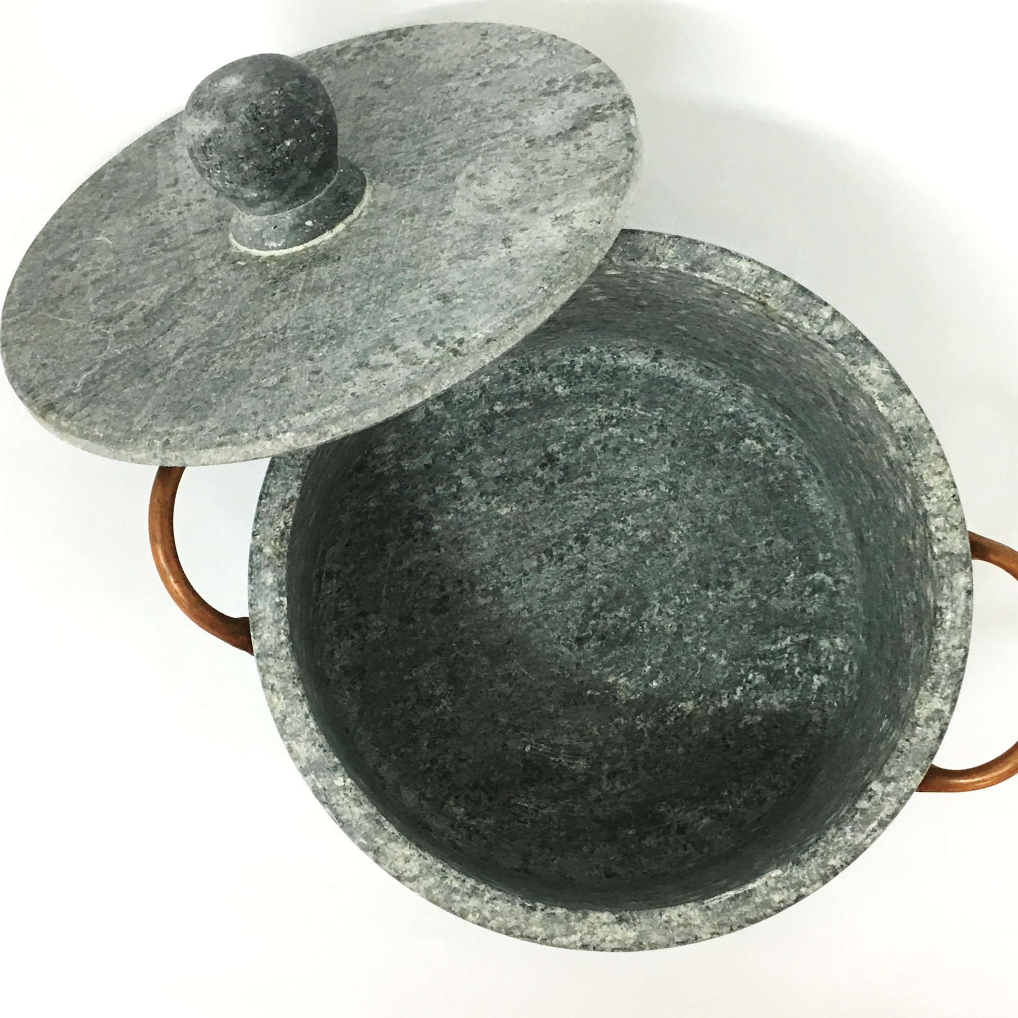 Brazilian Soapstone Stew Pot - Medium, Panela de Pedra-Sabão 2 Brazilian Soapstone Stew Pot - Medium, Panela de Pedra-Sabão