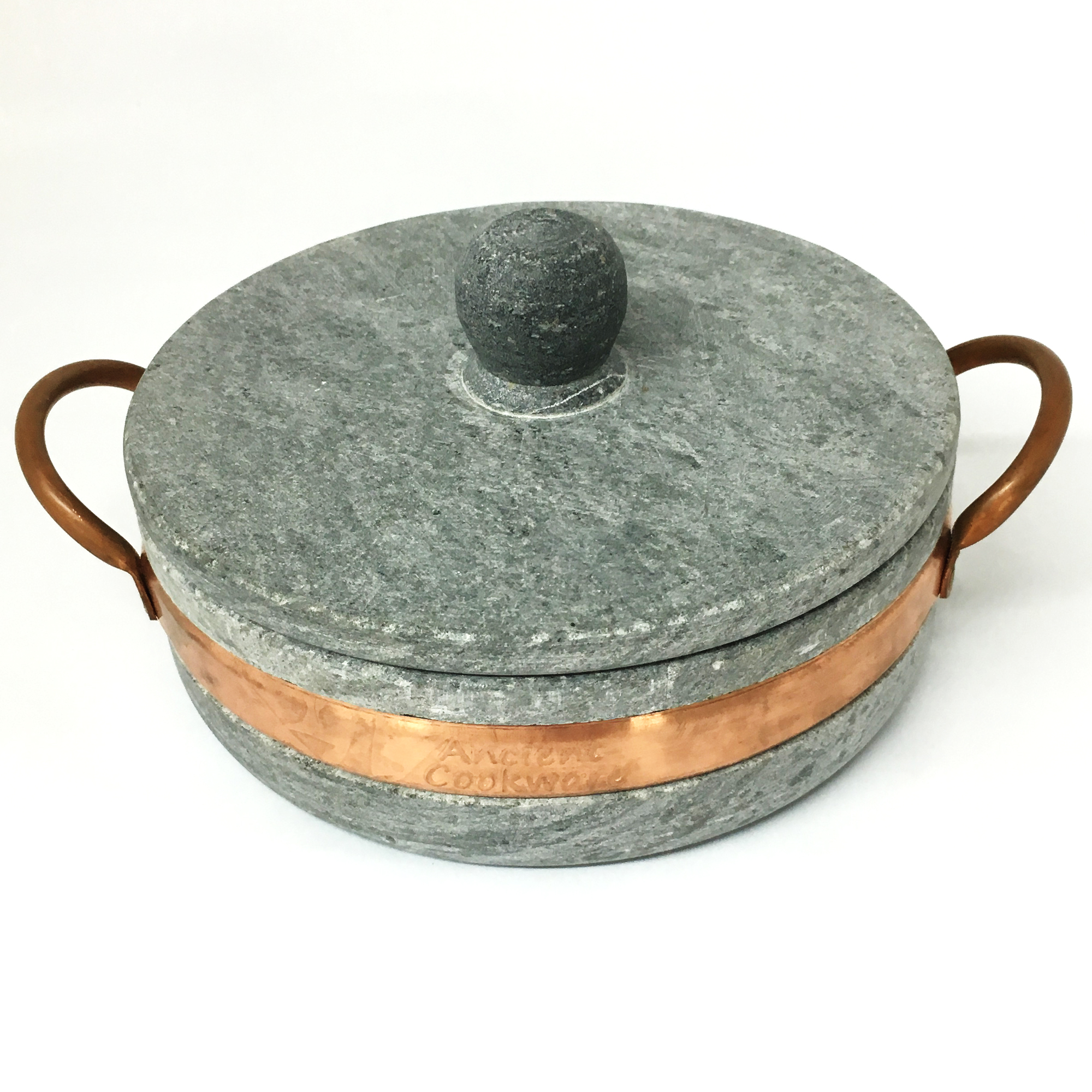 Brazilian Soapstone Low Pot, Panela de Pedra-Sabão 1 Brazilian Soapstone Low Pot, Panela de Pedra-Sabão