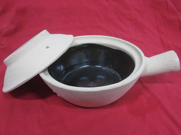 Single Handle Clay Pot